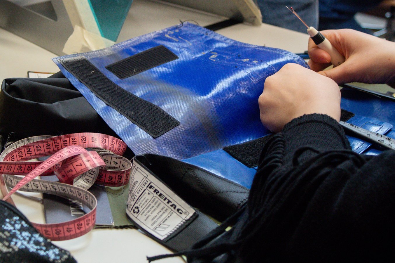 NABA x FREITAG alla Milano Design Week 2026: THE MESSENGER IS ON THE TABLE