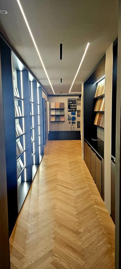 ARTECASA Showroom Hub: L’Ingegneria della Relazione