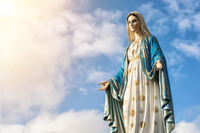 La Asunción de la Virgen María al cielo