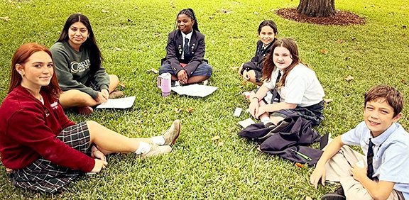 Iniziative di servizio e ritiro spirituale presso Cabrini High School New Orleans