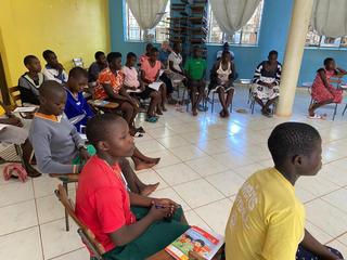 UG 13 - REHABILITACIÓN Y PREVENCIÓN PARA LOS JÓVENES DE GULU