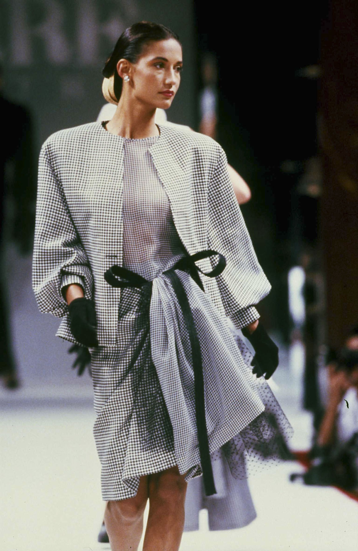 Gianfranco Ferré Alta Moda Primavera/Estate 1989, Look n. 11, modella Marpessa Hennink.