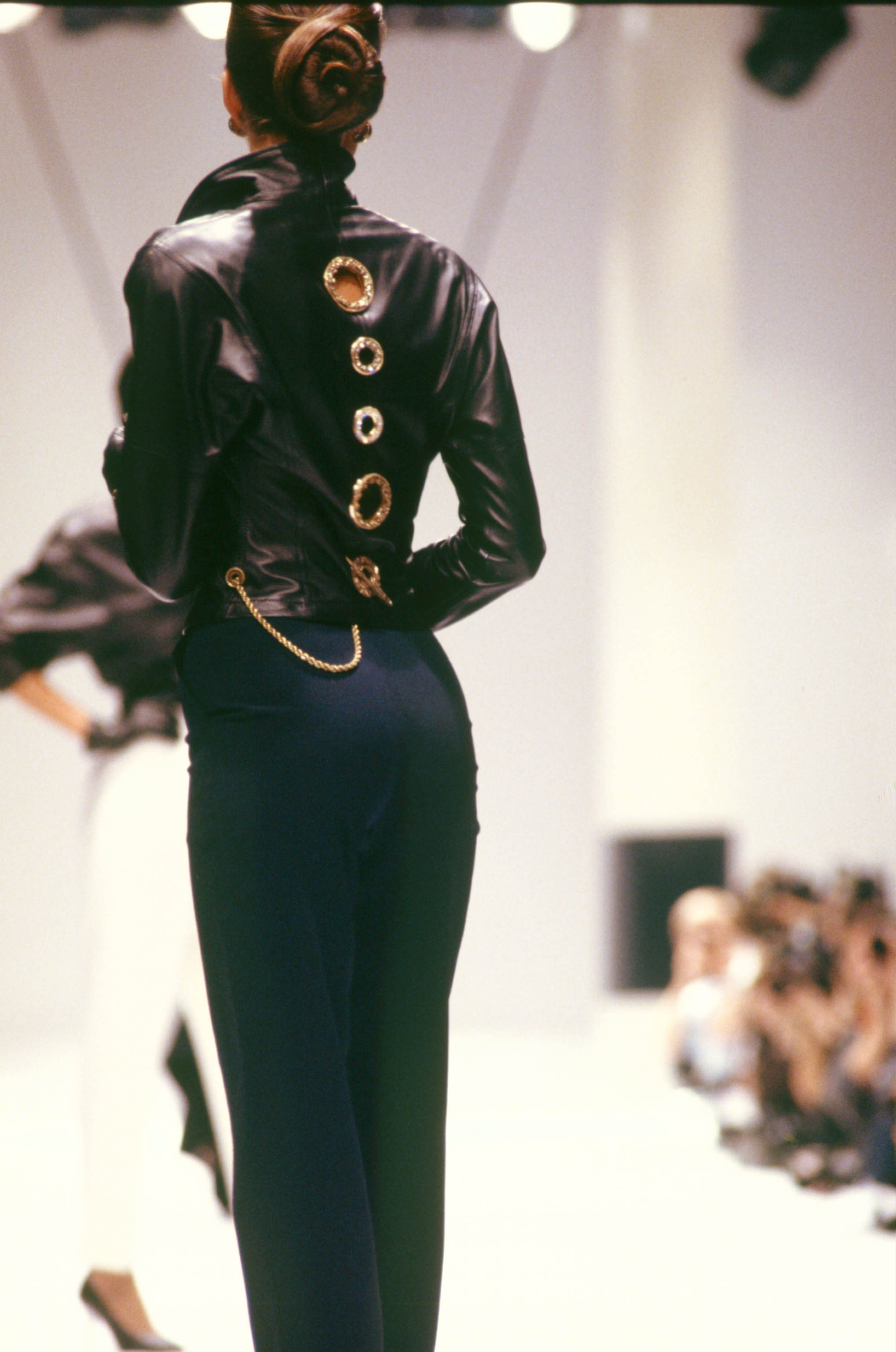 Gianfranco Ferré Prêt-à-porter Donna Primavera/Estate 1989, Look n. 18.