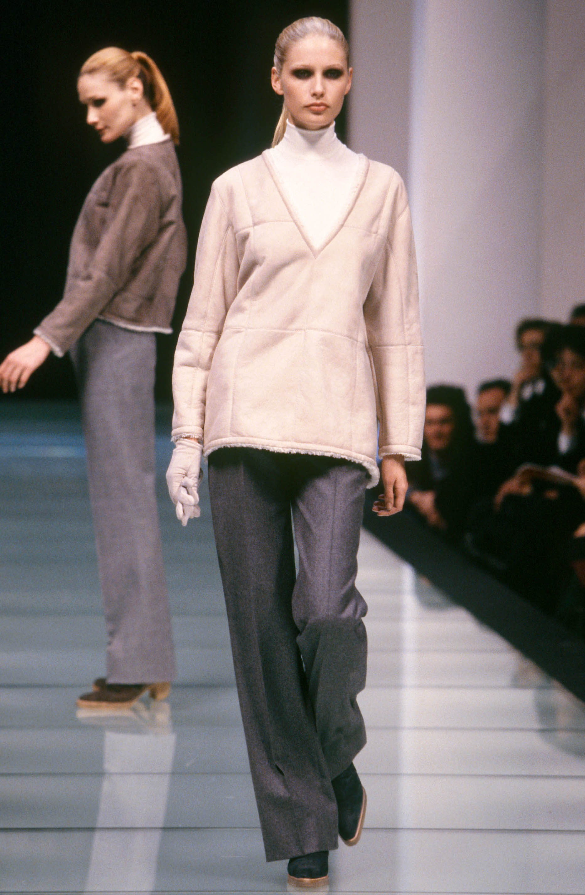 Gianfranco Ferré Prêt-à-porter Donna Autunno/Inverno 1996-97, Look n. 19. Modella Kirsty Hume.