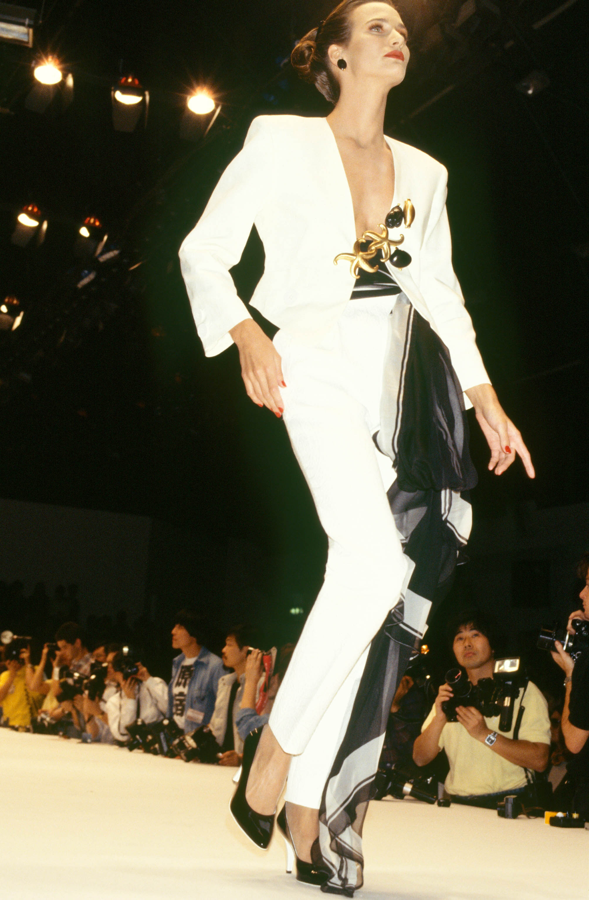 Gianfranco Ferré Prêt-à-porter Donna Primavera/Estate 1988, Look n. 32.