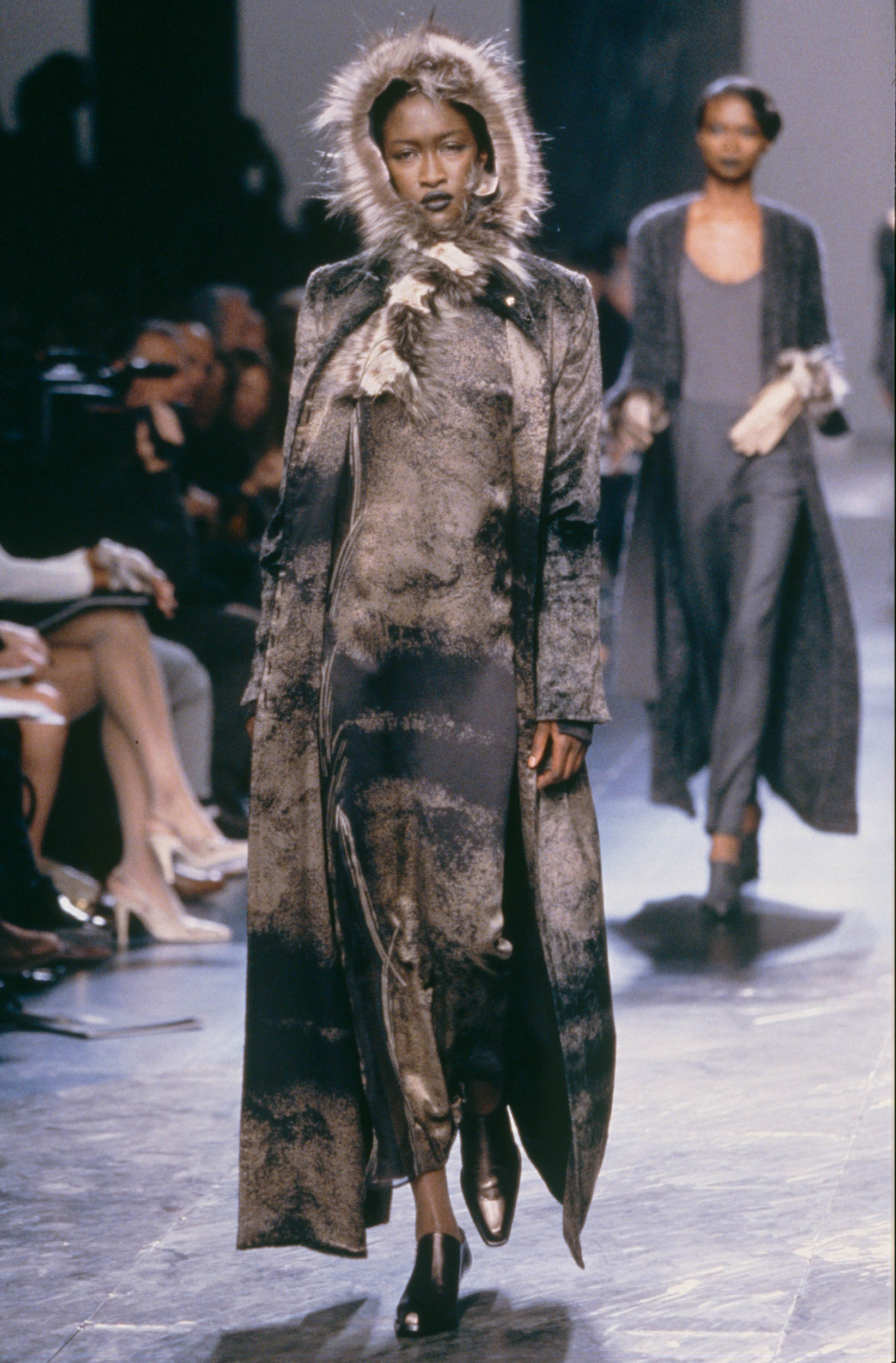 Gianfranco Ferré Women’s Ready-to-wear Fall/Winter 1998-99, Look n. 35. Model Diariata Niang.