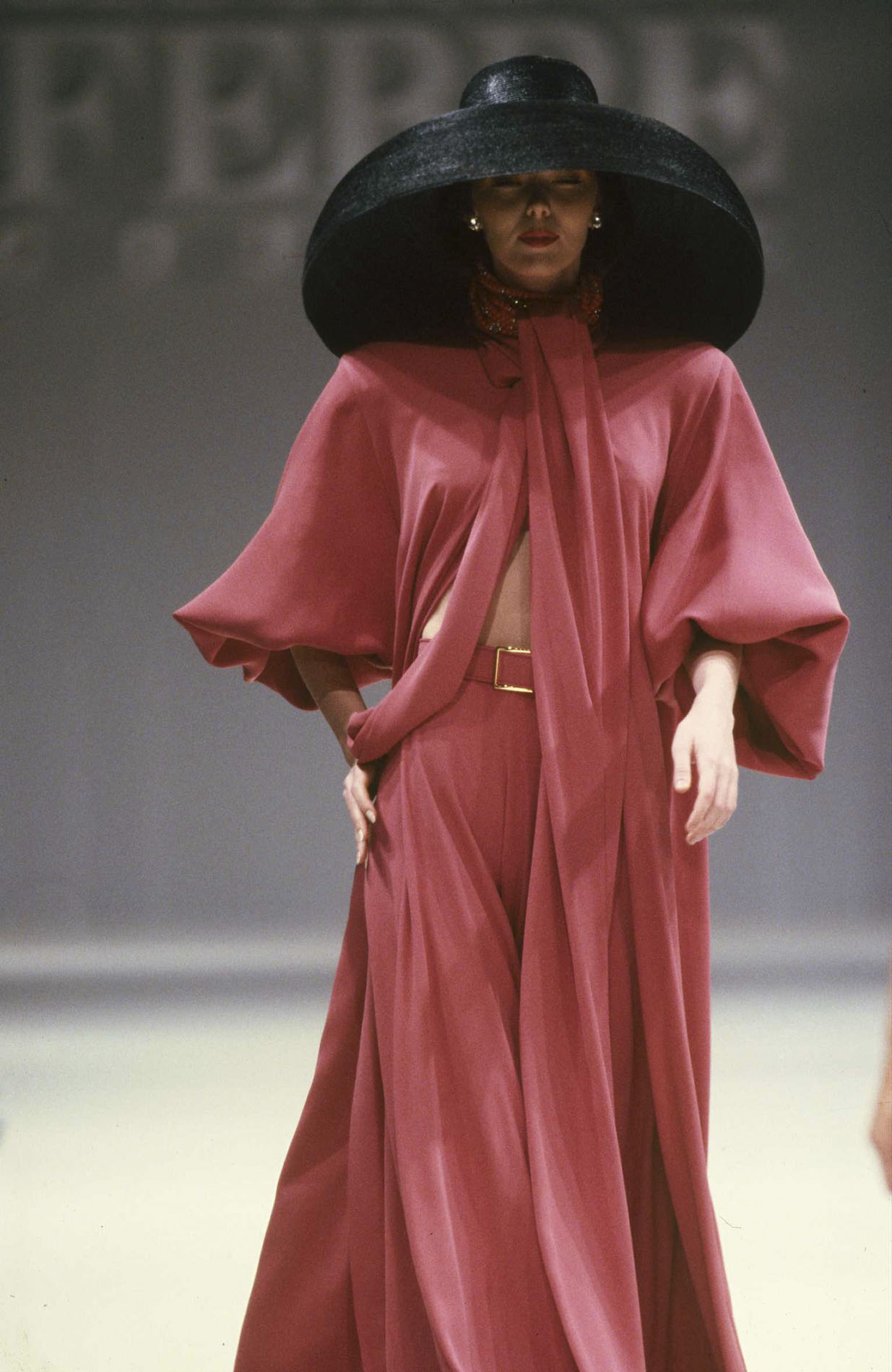 Gianfranco Ferré Alta Moda Primavera/Estate 1989, Look n. 35.