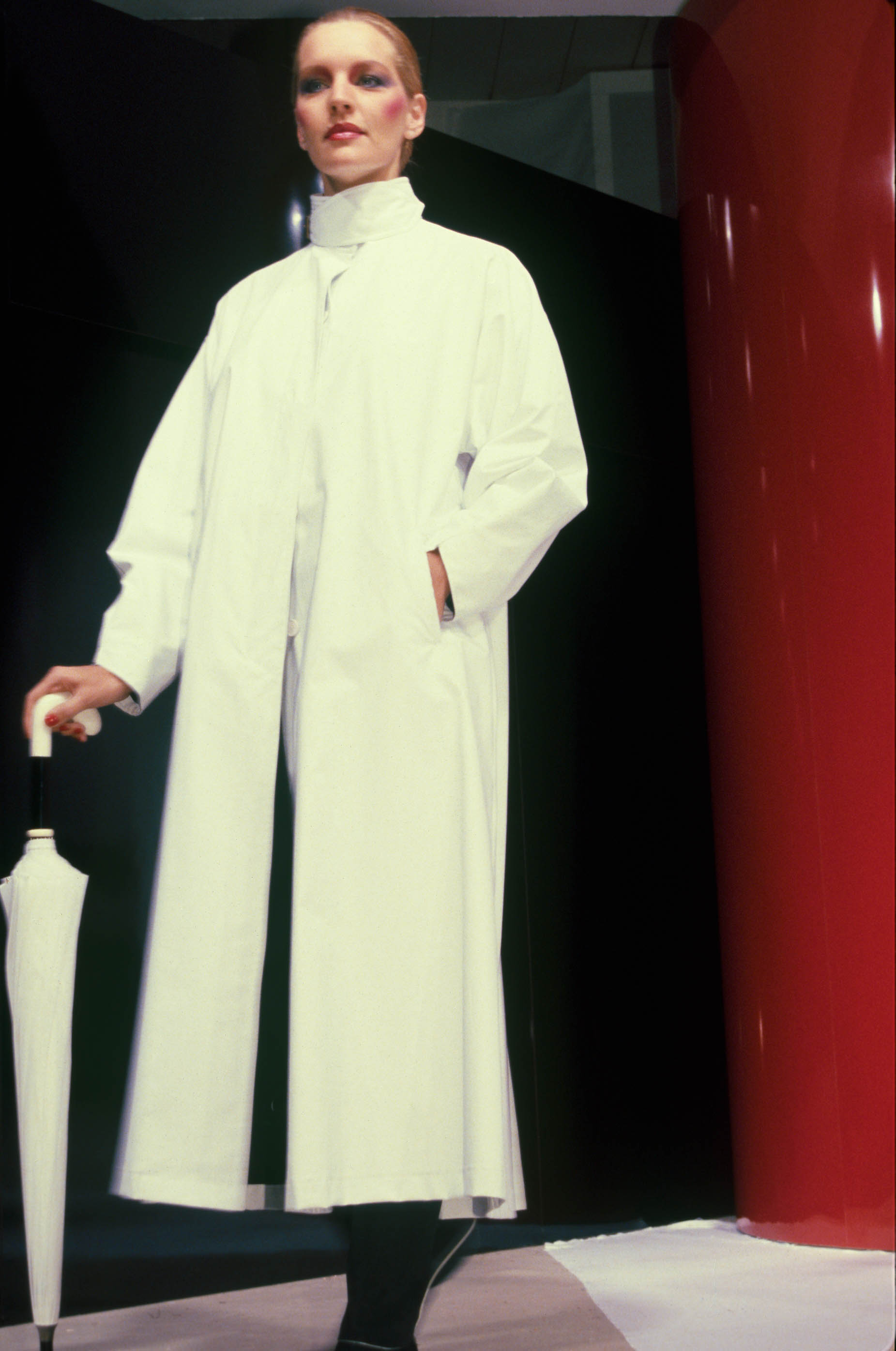 Gianfranco Ferré Prêt-à-porter Donna Autunno/Inverno 1981-82, Look n. 3.