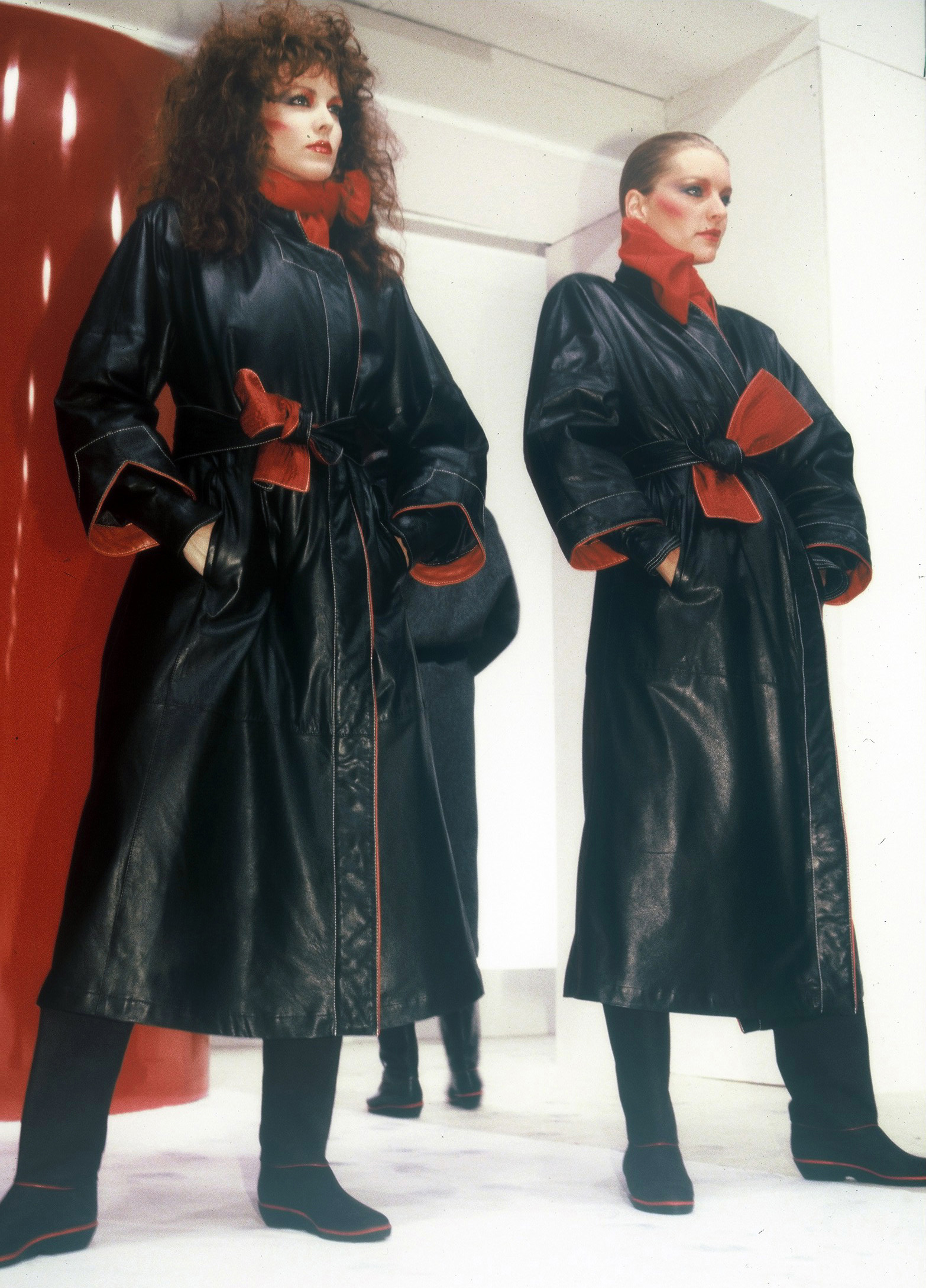 Gianfranco Ferré Prêt-à-porter Donna Autunno/Inverno 1981-82, Look n. 48 e 49.