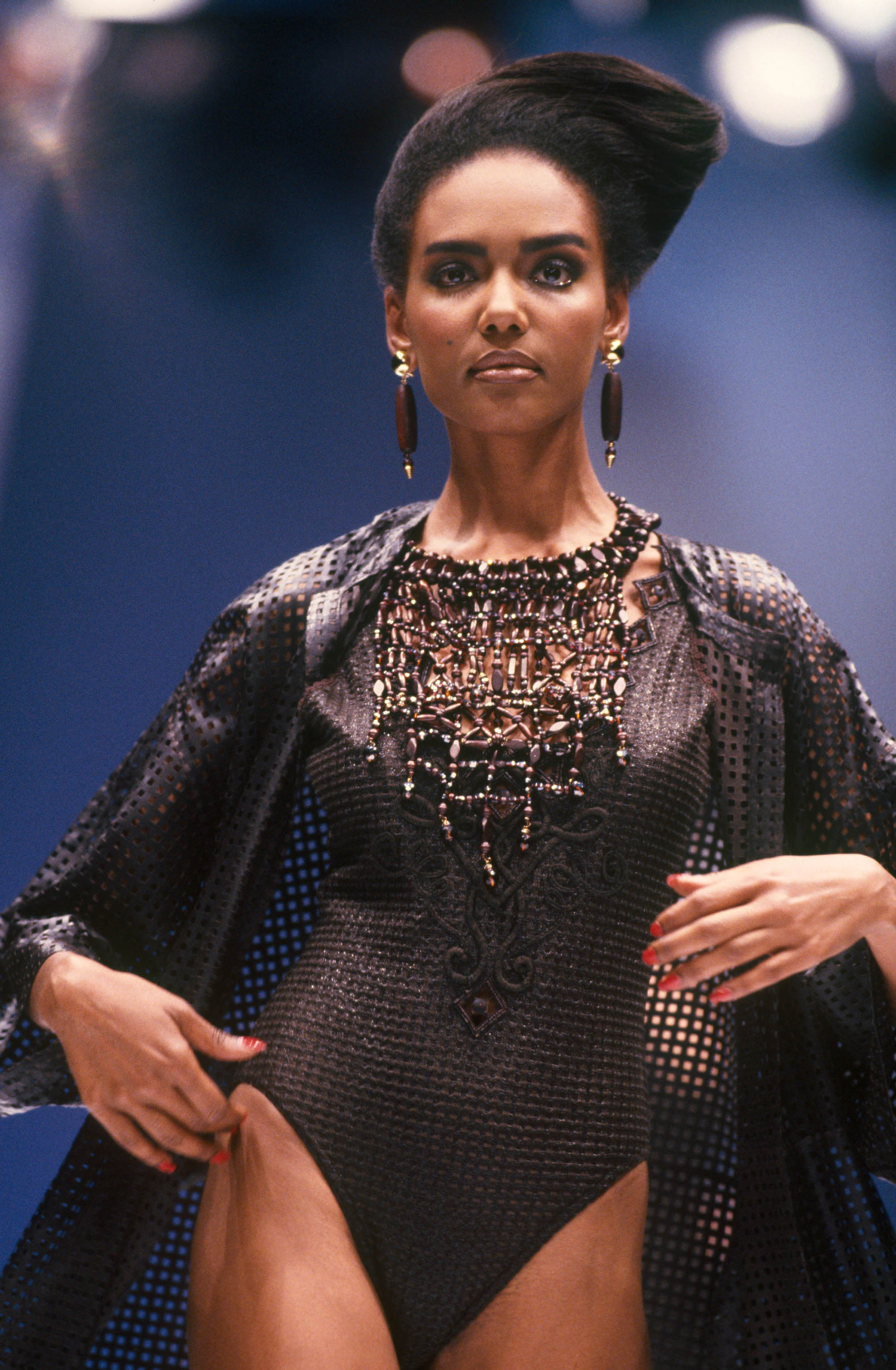 Gianfranco Ferré Prêt-à-porter Donna Primavera/Estate 1991, Look n. 52. Modella Lu Celania Sierra.