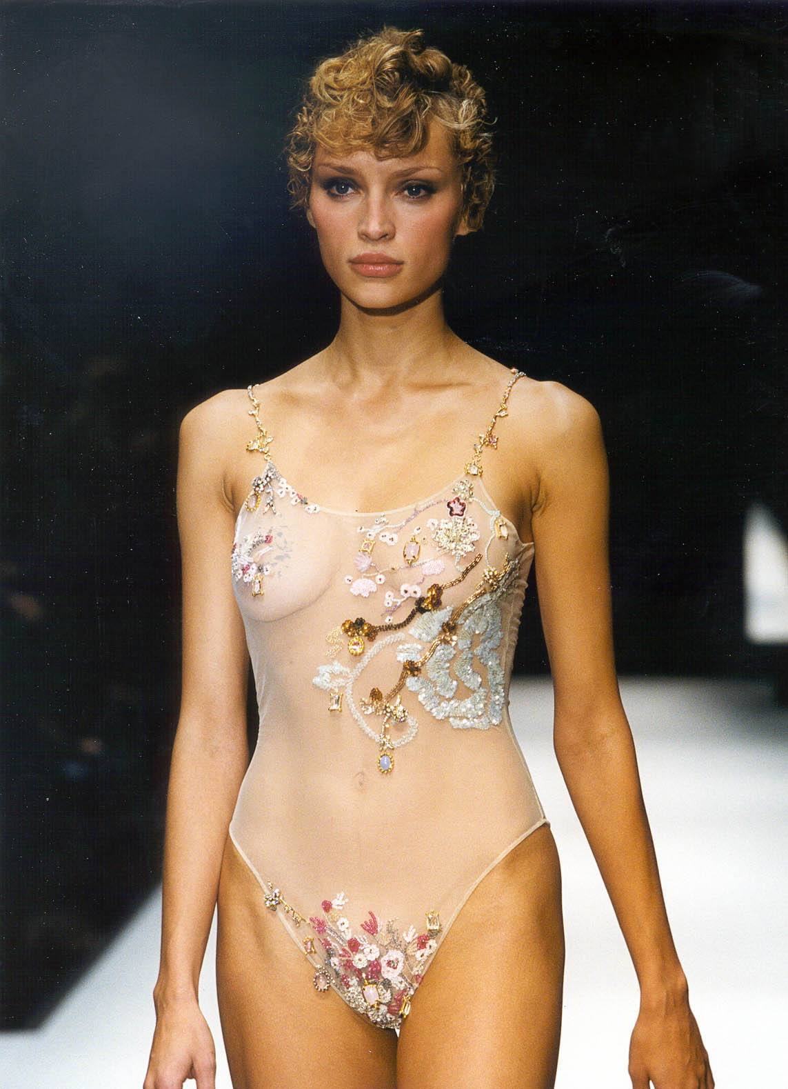 Gianfranco Ferré Prêt-à-porter Donna Primavera/Estate 2000, Look n. 56.