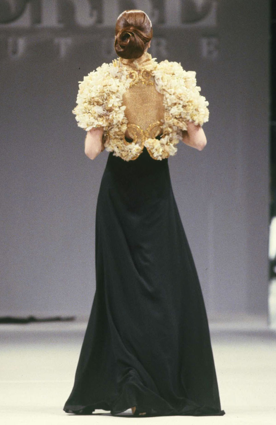 Gianfranco Ferré Haute Couture Spring/Summer 1989, Look n. 64, model Nicoletta Rossi.