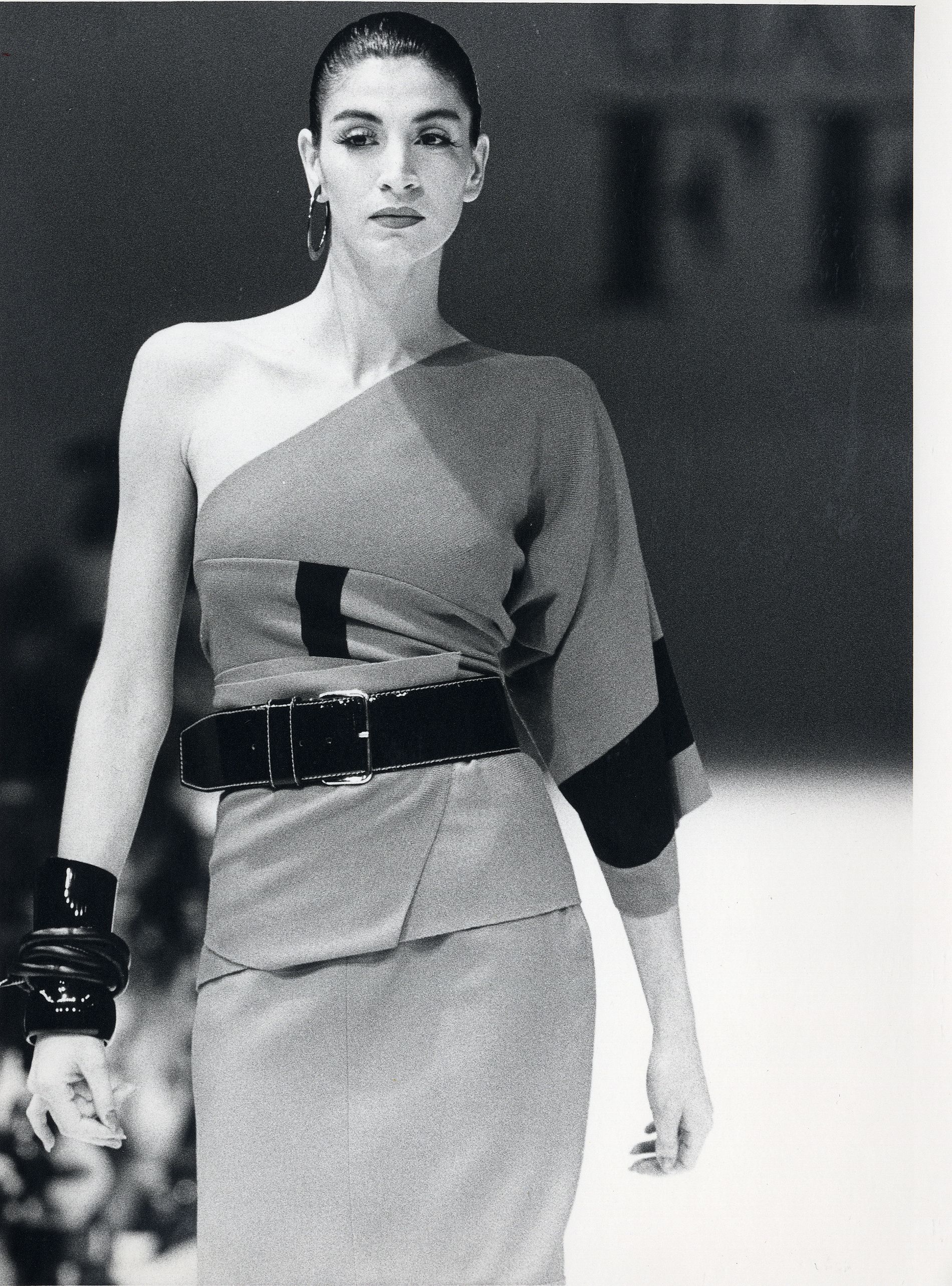 Gianfranco Ferré Prêt-à-porter Donna Primavera/Estate 1986, look n. 65. Modella Susanna Linsmayer.