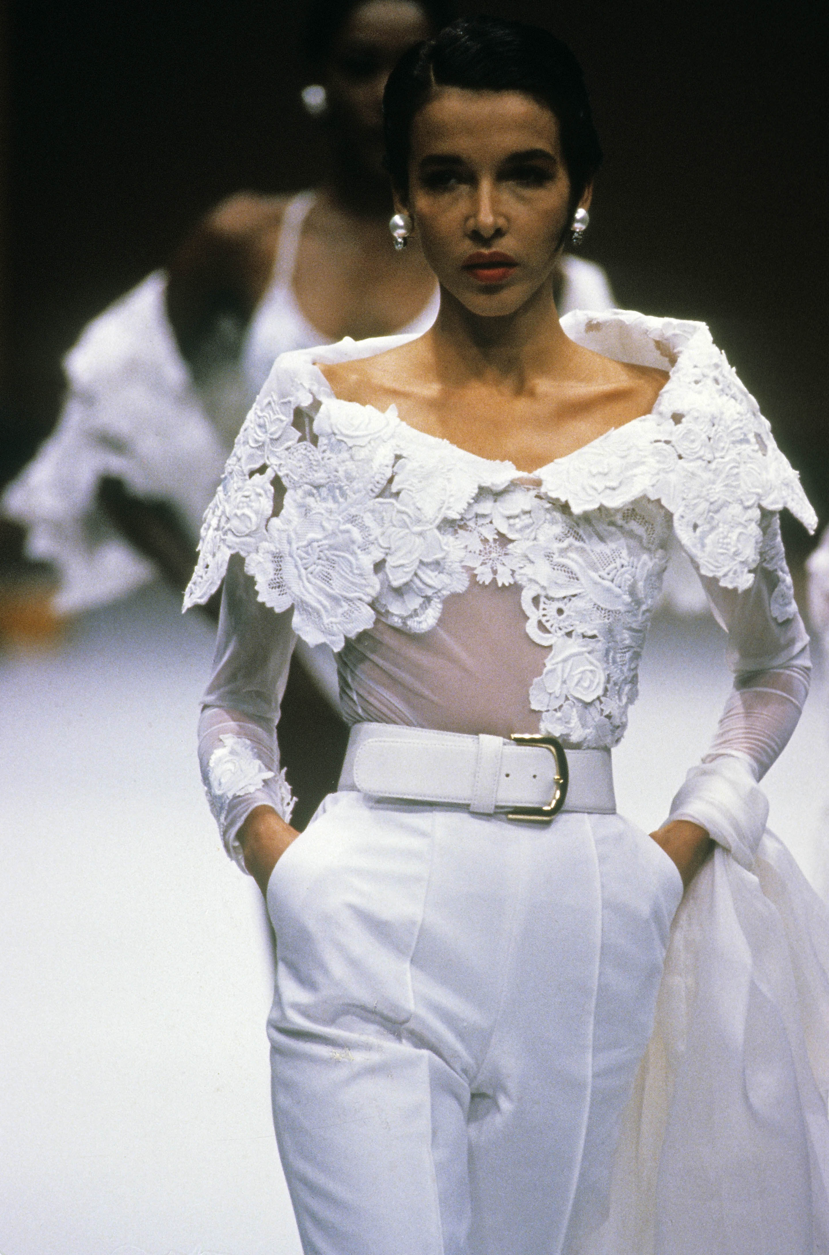 Gianfranco Ferré Prêt-à-porter Donna Primavera/Estate 1990, Look n. 75. Modella Dalma Callado.