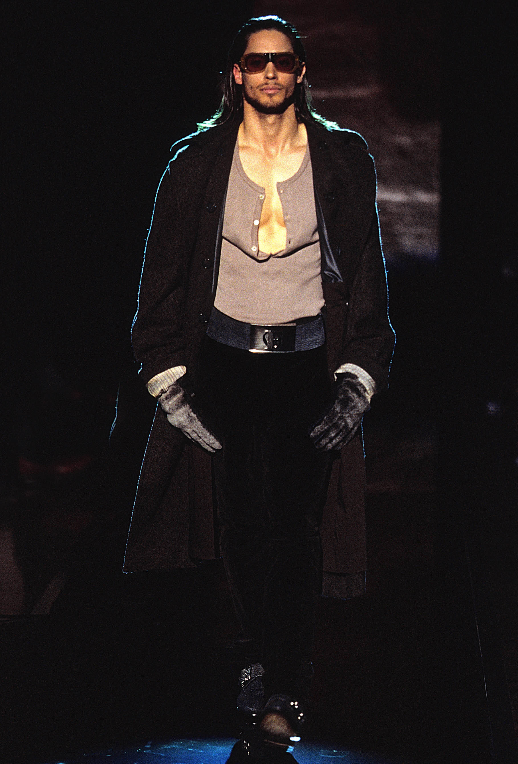 Gianfranco Ferré Prêt-à-porter Uomo Autunno/Inverno 2004-05, Look n. 15.