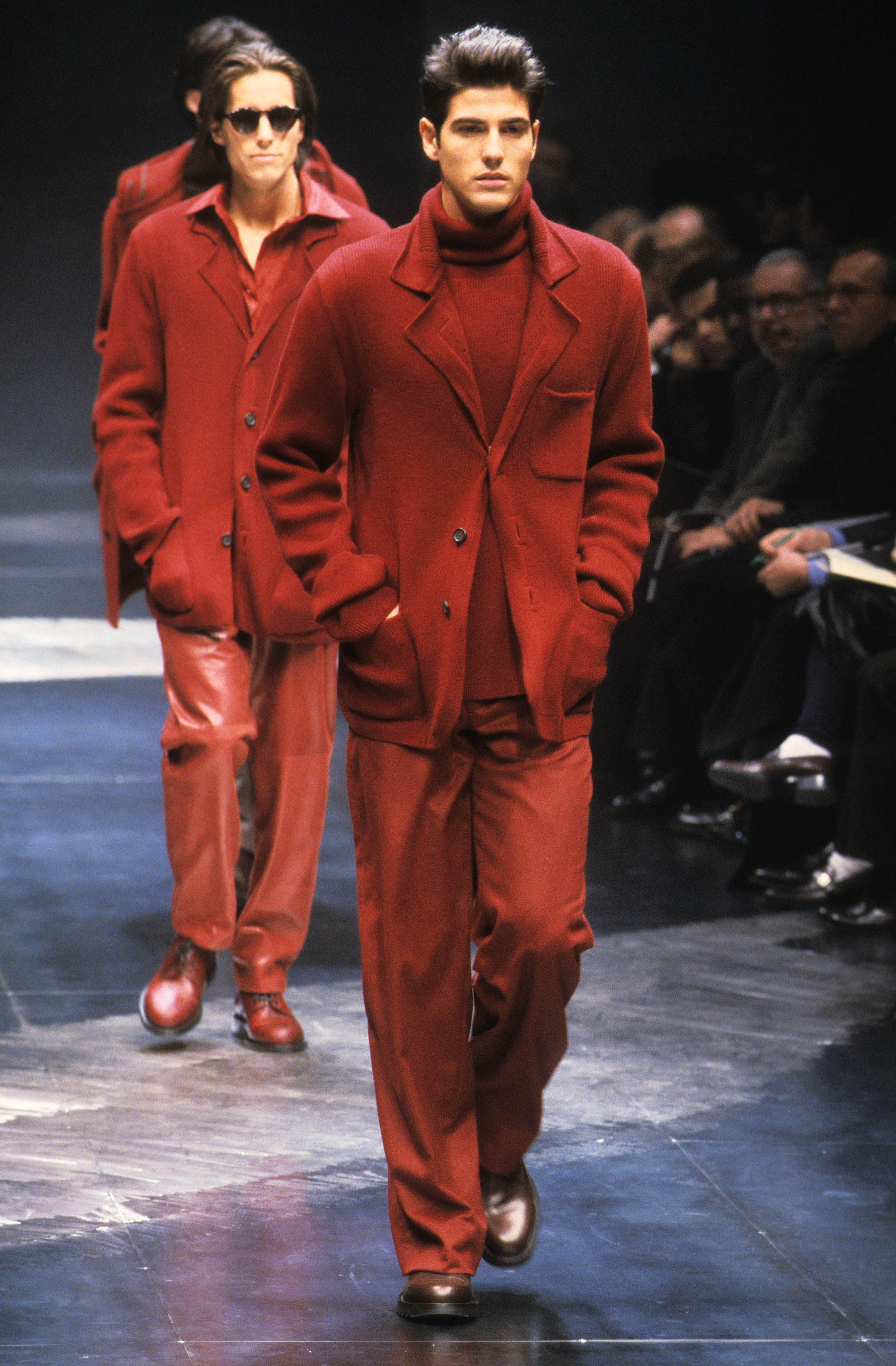 Gianfranco Ferré Prêt-à-porter Uomo Autunno/Inverno 1998-99, Look n. 17 e 18.