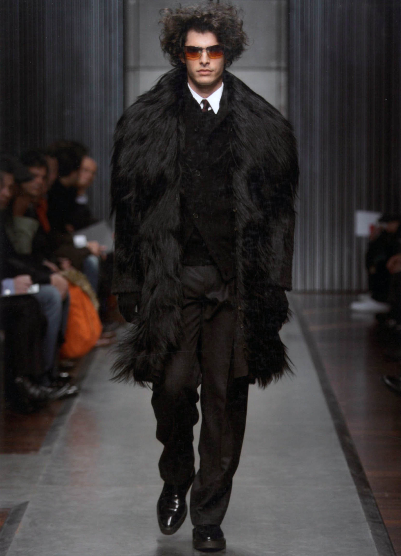 Gianfranco Ferré Prêt-à-porter Uomo Autunno/Inverno 2007-08, Look n. 1.