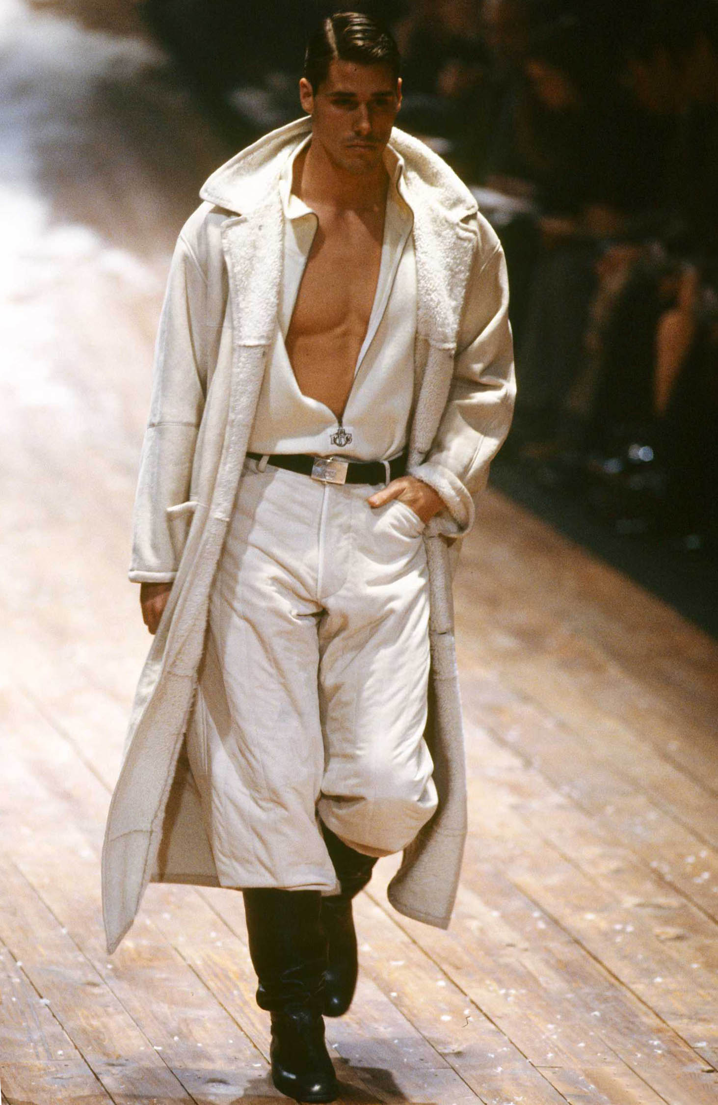 Gianfranco Ferré Prêt-à-porter Uomo Autunno/Inverno 1995-96, Look n. 25.