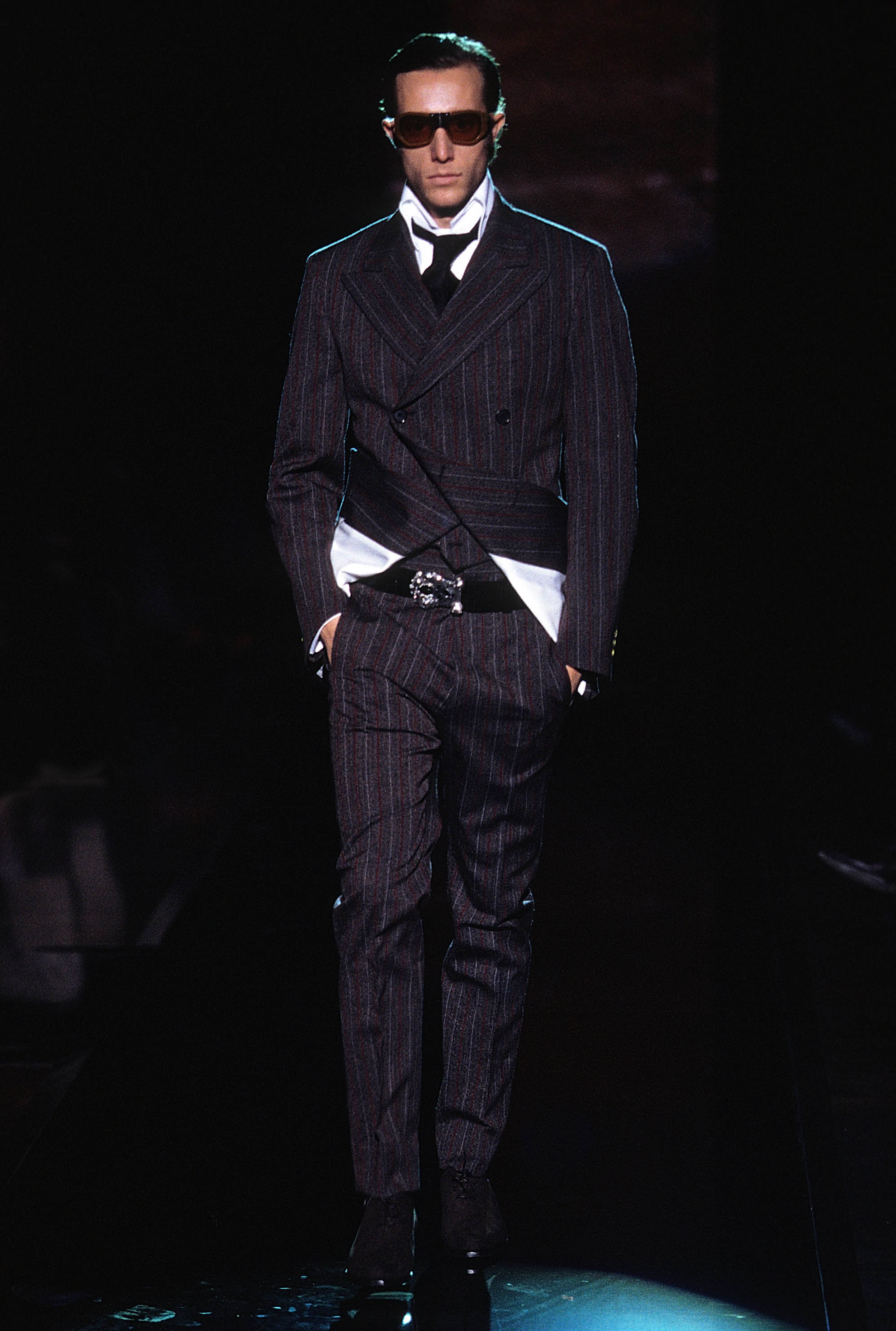 Gianfranco Ferré Men’s Ready-to-wear Fall/Winter 2004-05, Look n. 26.