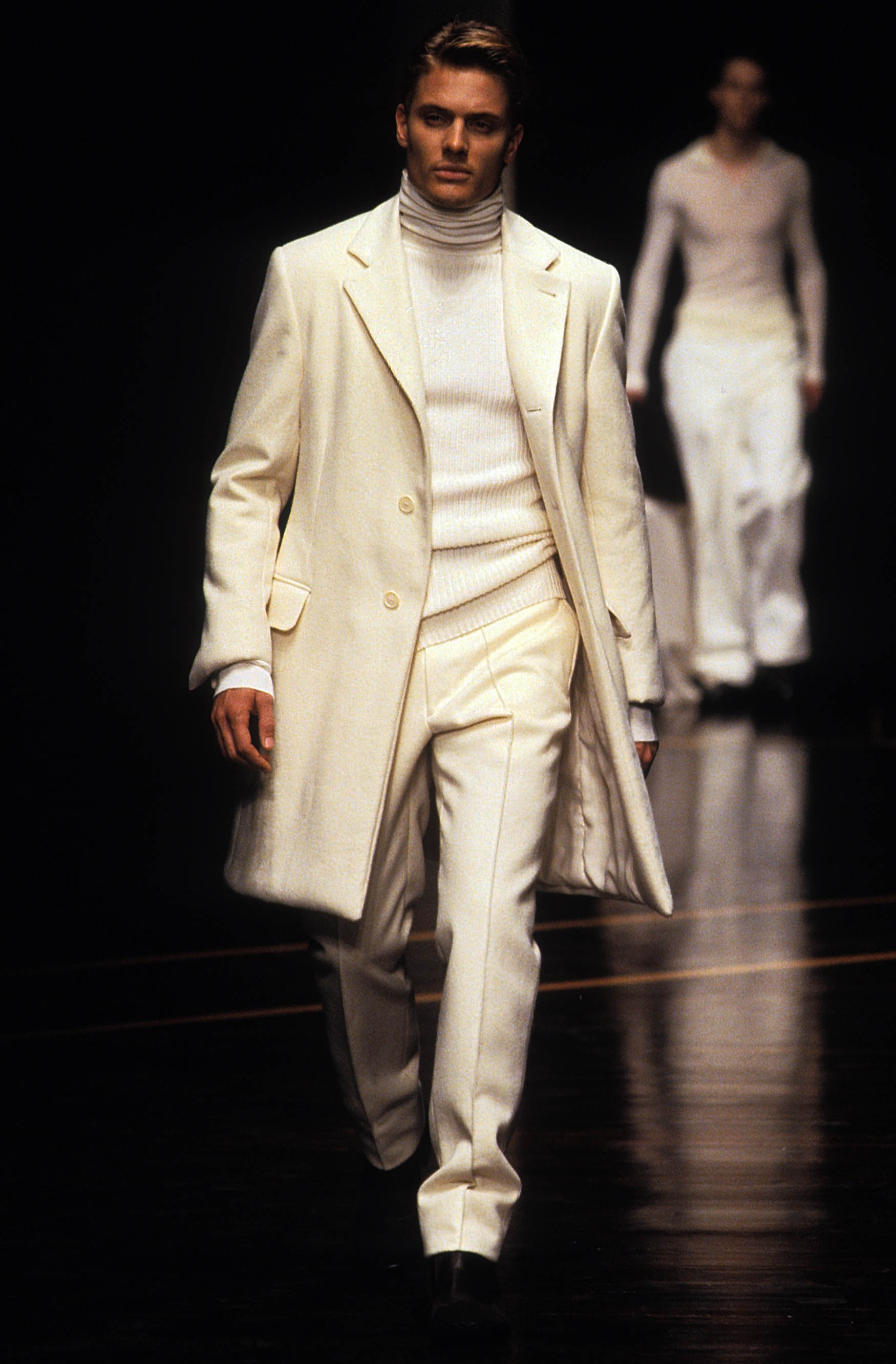 Gianfranco Ferré Prêt-à-porter Uomo Autunno/Inverno 1999-00, Look n. 3.