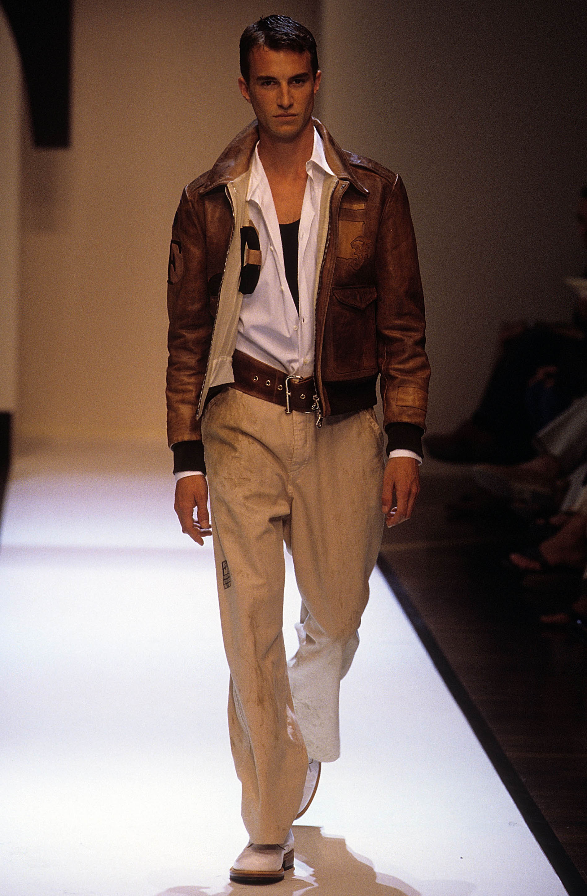 Gianfranco Ferré Prêt-à-porter Uomo Primavera/Estate 2004, Look n. 43.