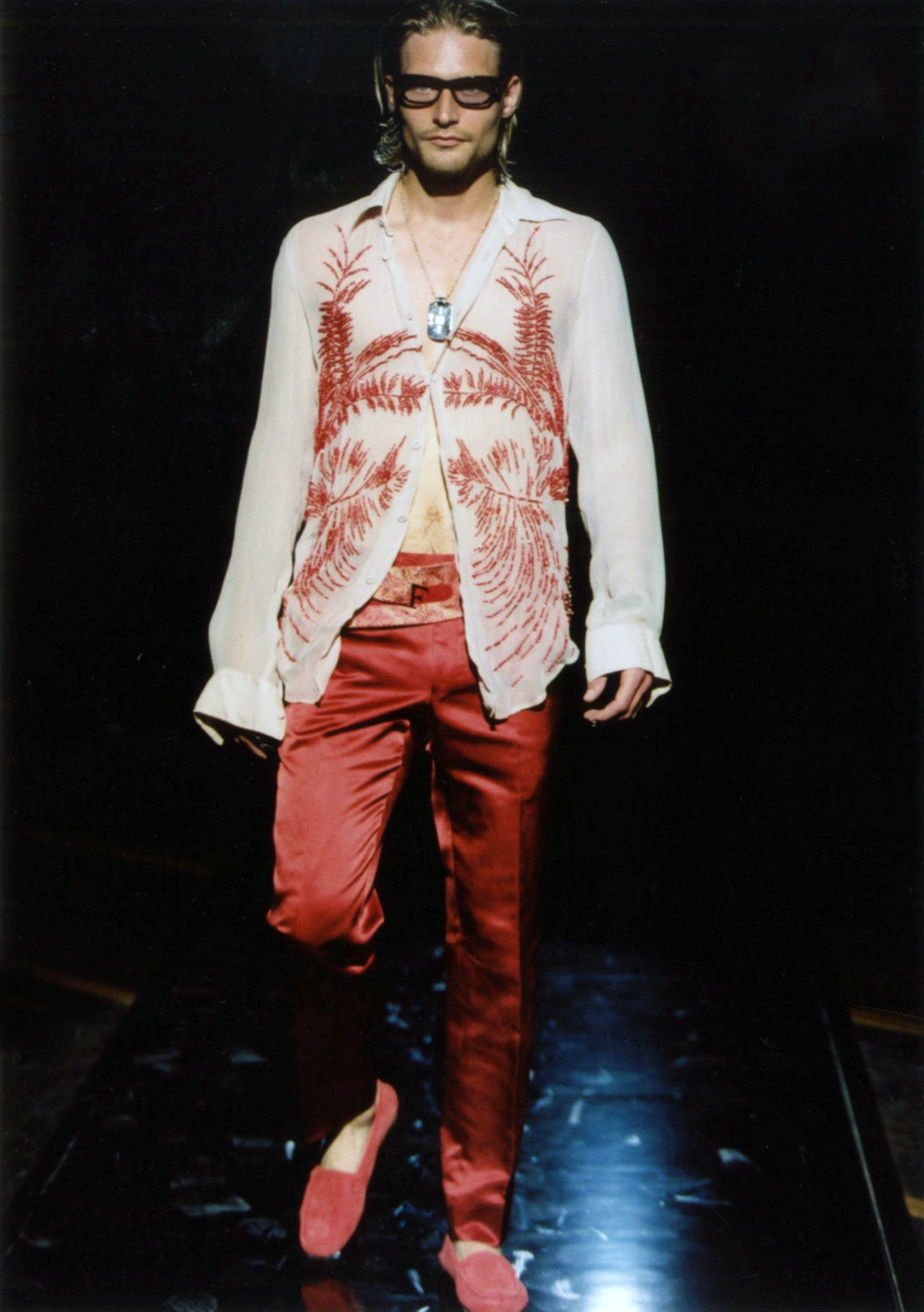 Gianfranco Ferré Prêt-à-porter Uomo Primavera/Estate 2005, Look n. 64. Modello Veenerick Vos Van Liempt.
