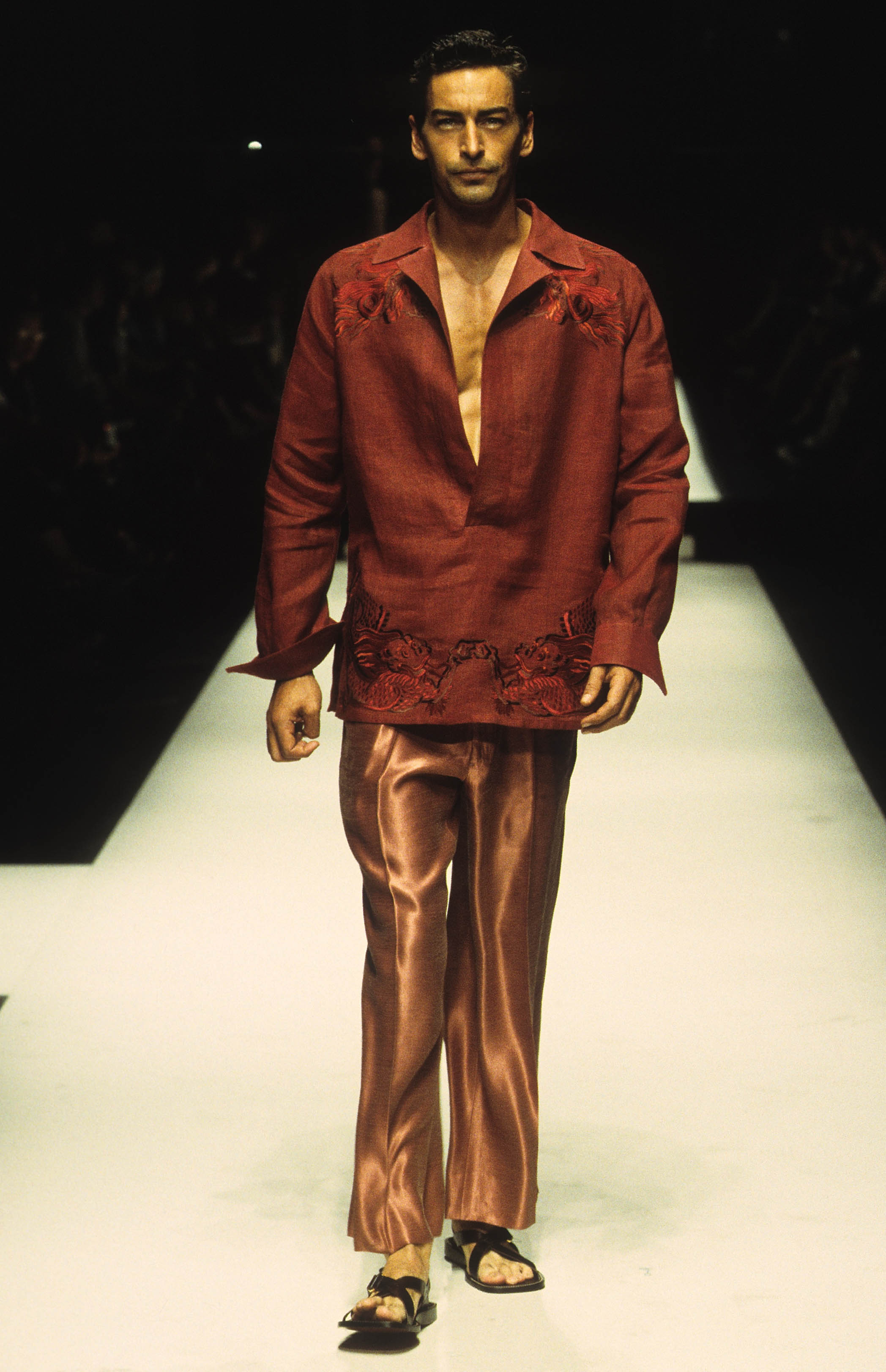 Gianfranco Ferré Prêt-à-porter Uomo Primavera/Estate 2001, Look n. 68. Modello Warren Major.