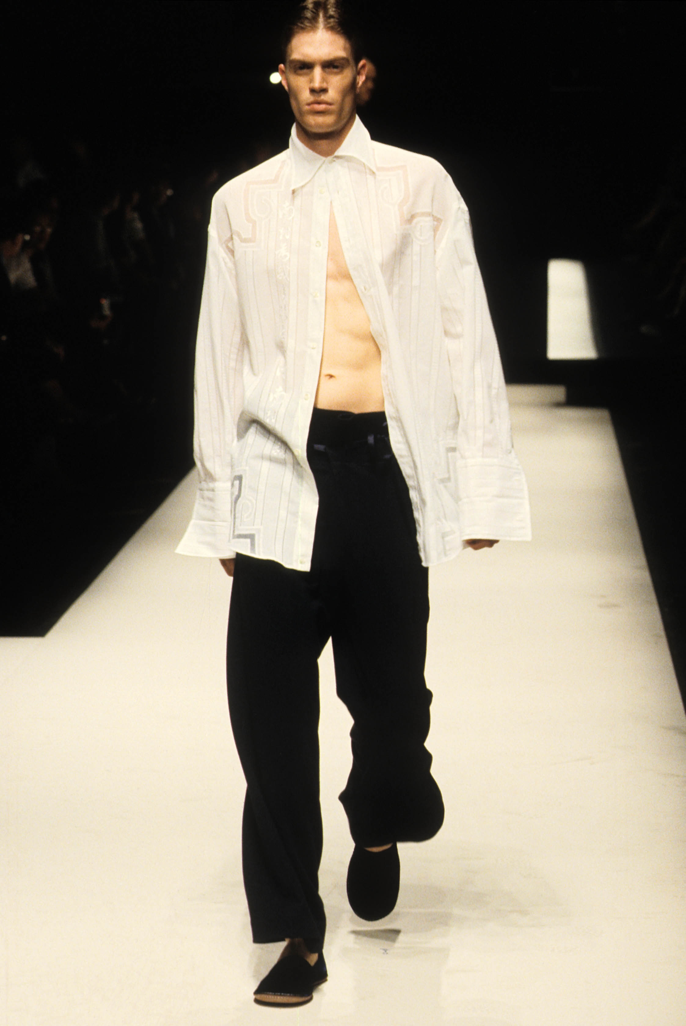 Gianfranco Ferré Prêt-à-porter Uomo Primavera/Estate 2001, Look n. 72.