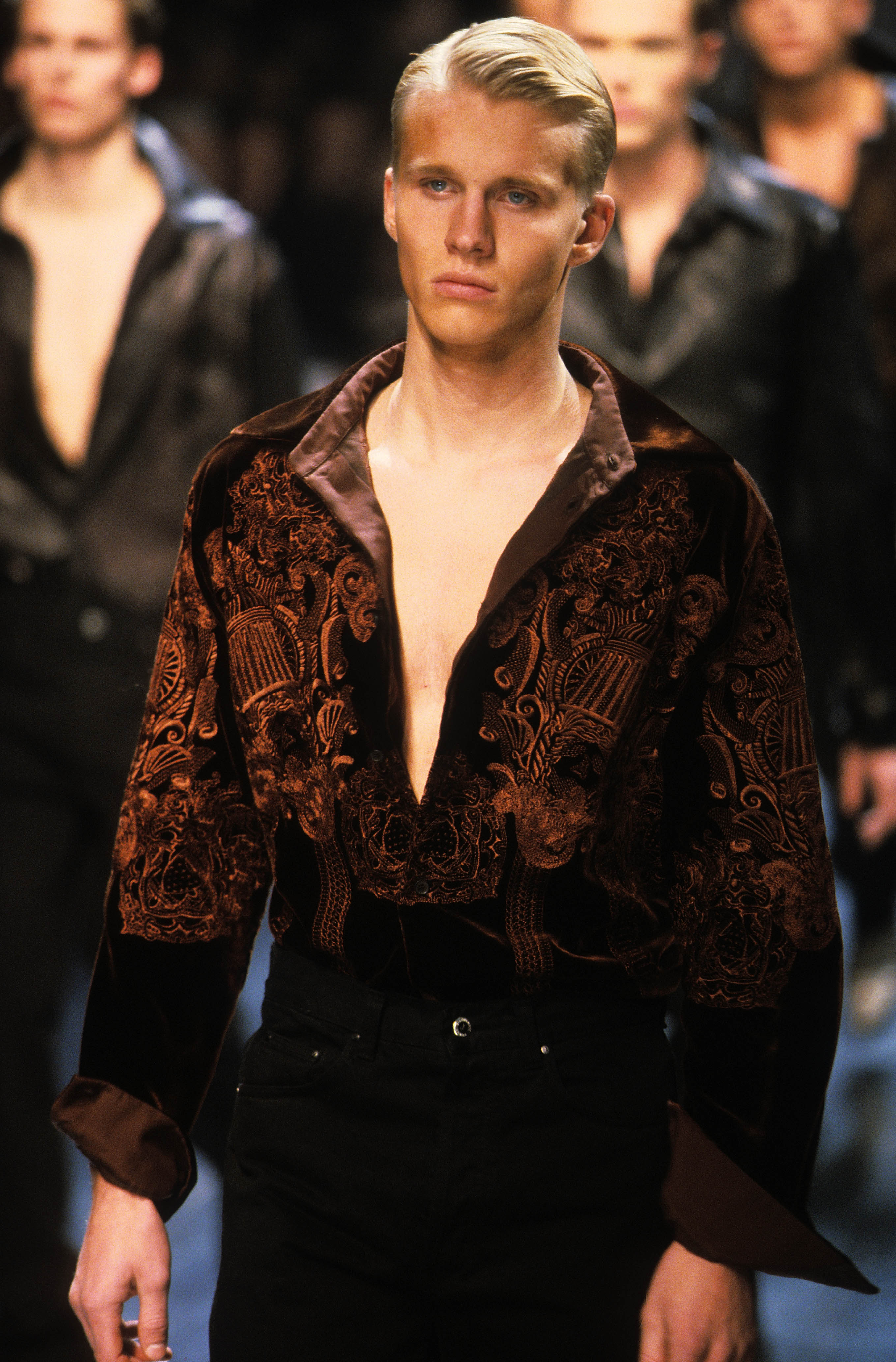 Gianfranco Ferré Prêt-à-porter Uomo Autunno/Inverno 1998-99, Look n. 81.