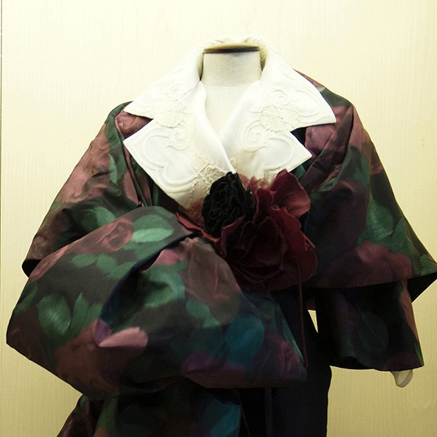 IKAT / CHINÉ,<br>Decorare il Tessuto