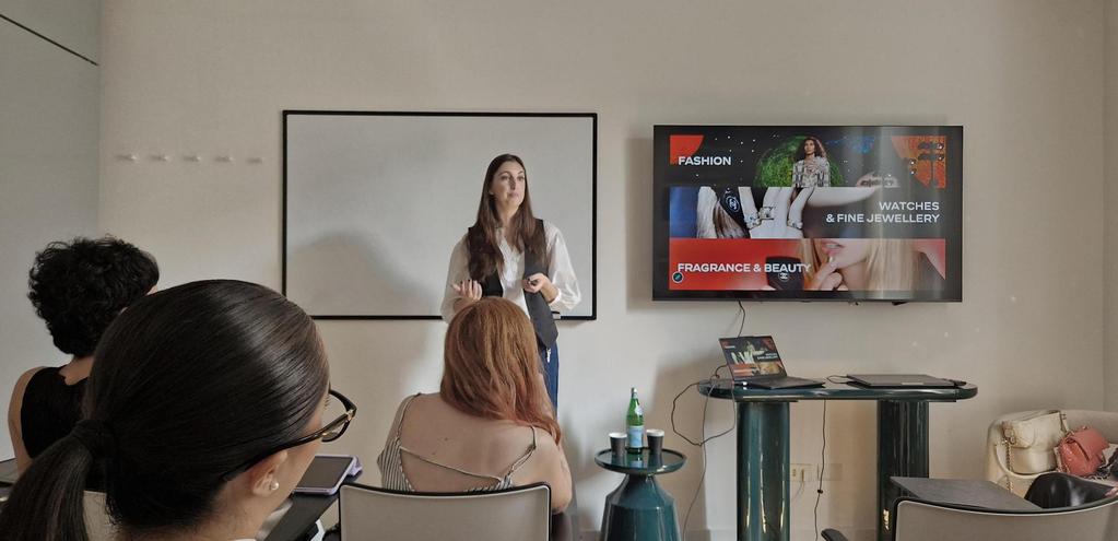 Fashion Management vs Fashion Marketing: Which Career Path Is Right for You?