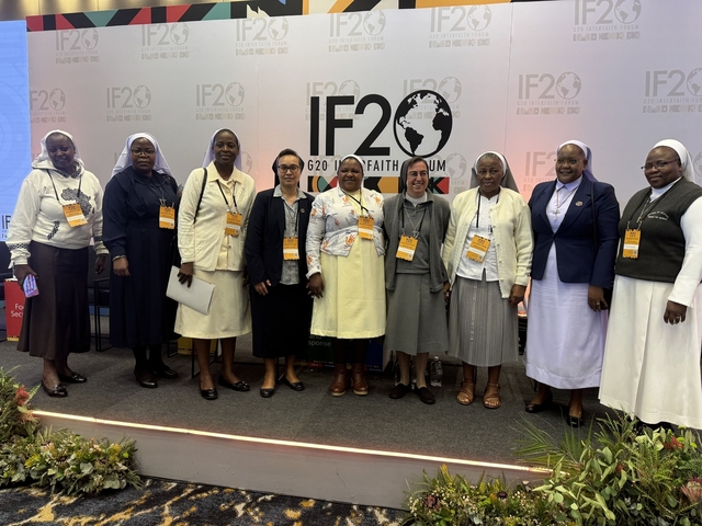 Les sœurs de Talitha Kum font entendre leur voix au Forum interreligieux du G20 au Cap