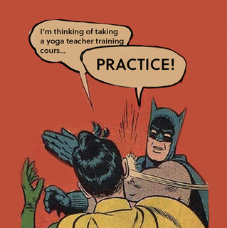 A.A. certificato insegnante yoga vendesi